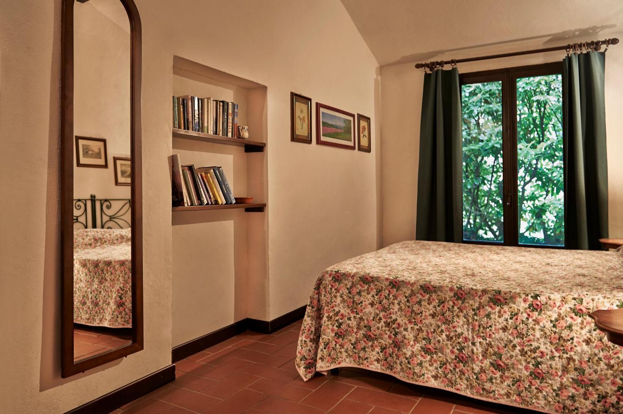 Colle Val D'Elsa - Agriturismo Bardeggiano Szoba fotó